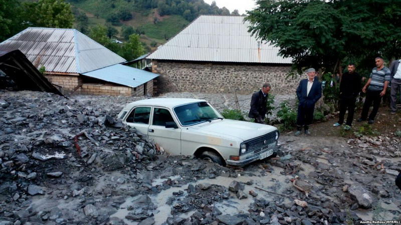 Qəbələdə təbii fəlakət - FOTO