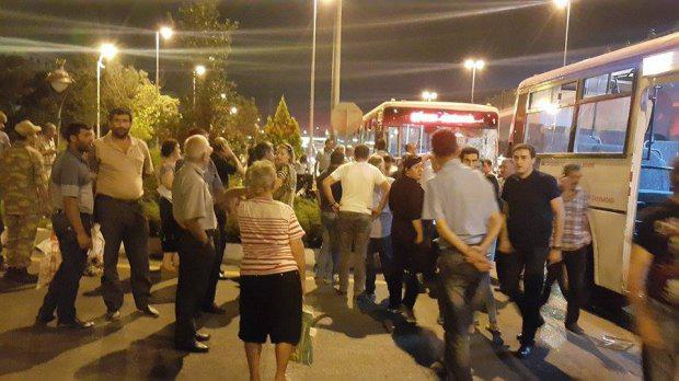 Bakıda daha bir avtobus qəzası, xəsarət alanlar var - FOTO