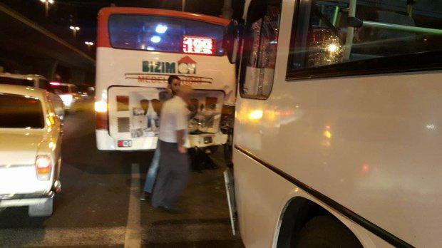 Bakıda daha bir avtobus qəzası, xəsarət alanlar var - FOTO