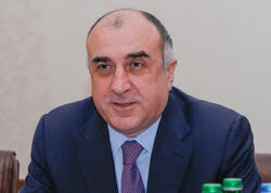 Keçmiş nazir xanımı və gəlinlərindən DANIŞDI: &quot;İkisi də əcnəbidir” - <span class="color_red">VİDEO - FOTO</span>