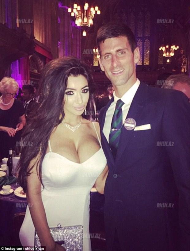 Ən varlı model erotik fotolarını yaydı - FOTO