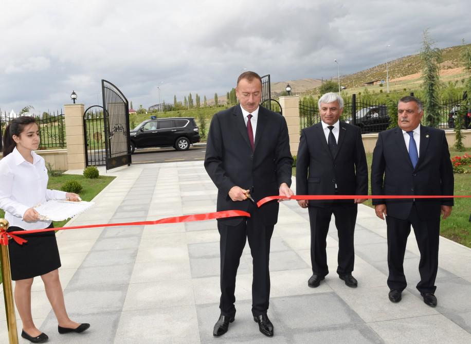 Prezident İlham Əliyev: "Biz istəmirik kimsə bizim işimizə qarışsın" - YENİLƏNİB - FOTO