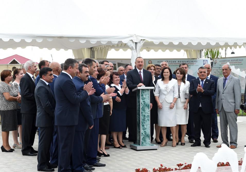 Prezident İlham Əliyev: "Biz istəmirik kimsə bizim işimizə qarışsın" - YENİLƏNİB - FOTO