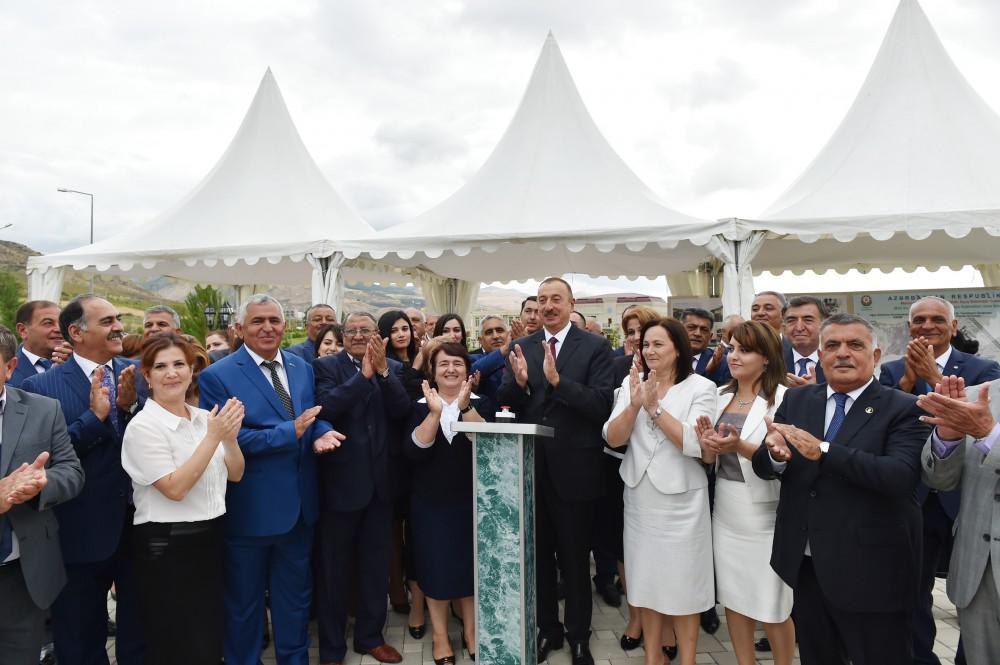 Prezident İlham Əliyev: "Biz istəmirik kimsə bizim işimizə qarışsın" - YENİLƏNİB - FOTO