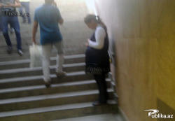 Bakıda hamilə qadını kim diləndirir? - FOTO