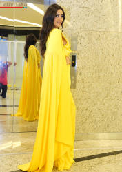 "Nişanlım qadağalar qoymur" - FOTO