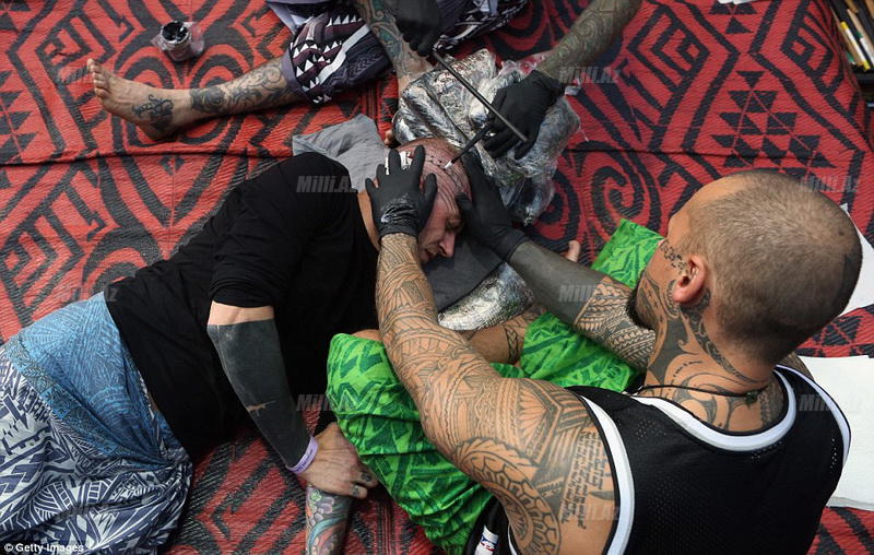 Populyar tatu festivalı başlandı - FOTO