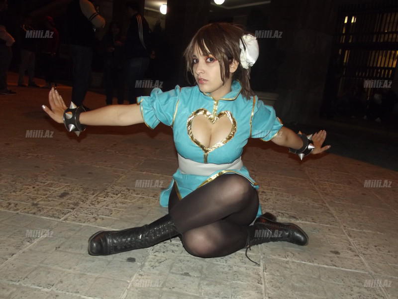 Kospleyin gözəl qızları - FOTO