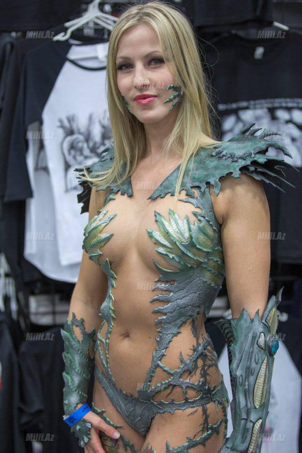 Kospleyin gözəl qızları - FOTO