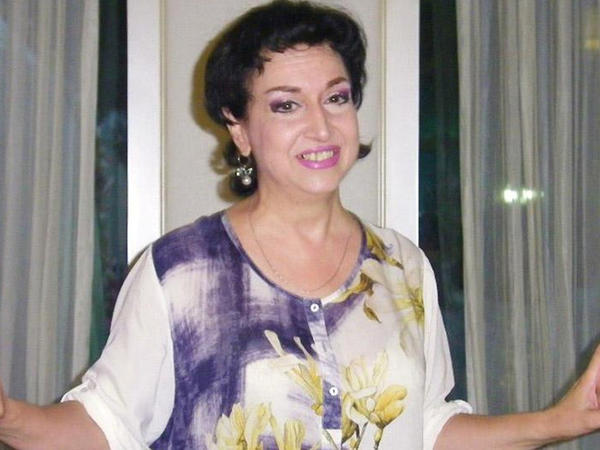 Ruhəngiz Musəvi həyat yoldaşının qadağasından danışdı