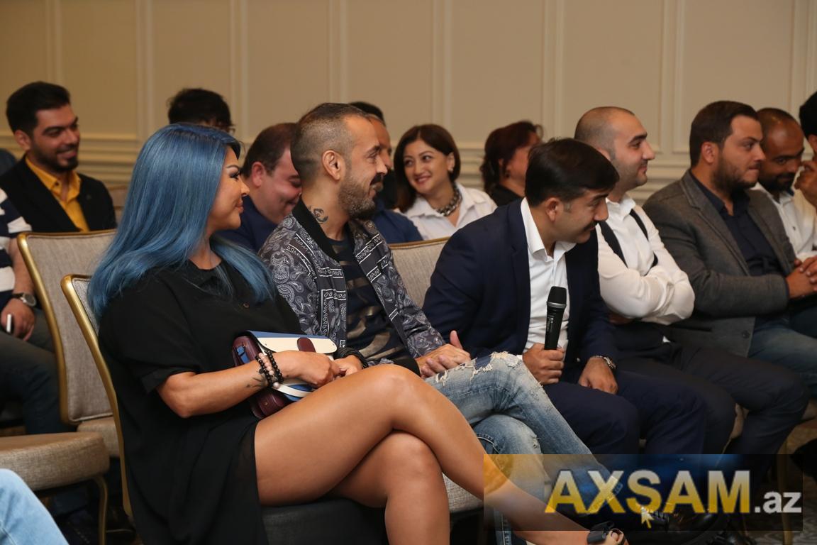 Aygün Kazımova - maraqlı imic, cazibədar libas - FOTO