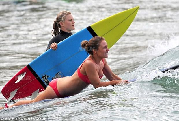 Serial çəkilişində pərt oldu - FOTO