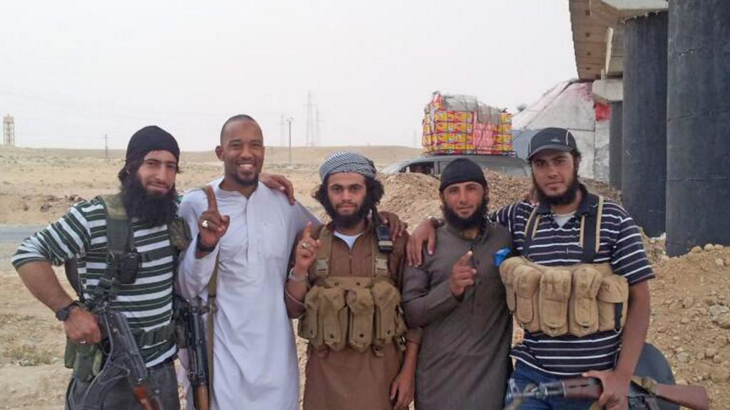 Məşhur repçi Suriyada öldürüldü - FOTO