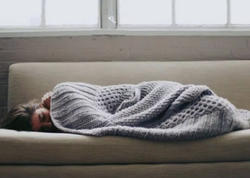 Yatanda ayağınızı örtməyin - SƏBƏB