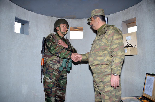 Zakir Həsənov cəbhə xəttində - FOTO