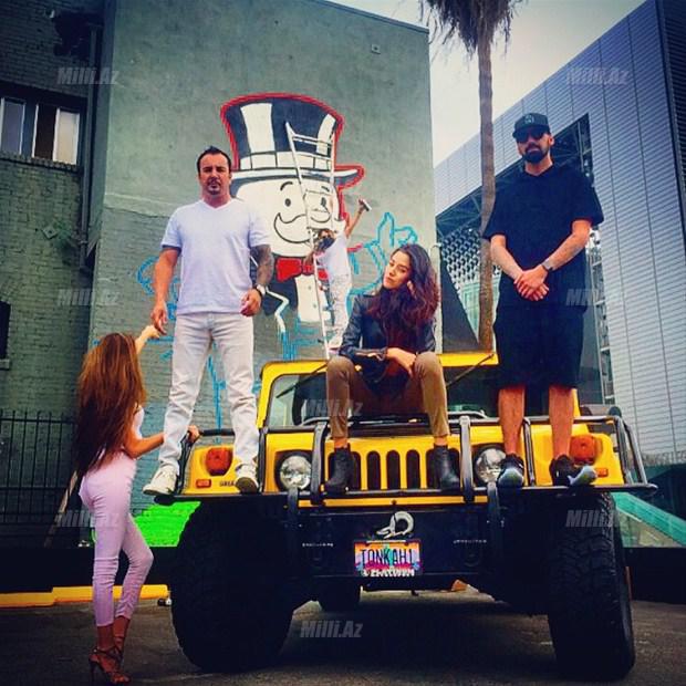 İranlı ermənini İnstagram-da keçmək istəyir - FOTO