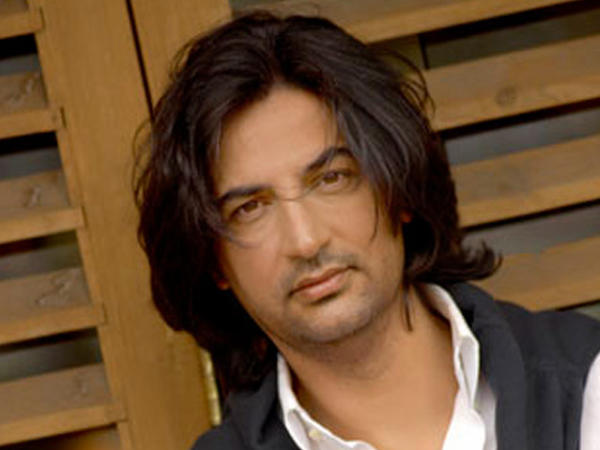 Çelikdən Bakıdakı tamaşaçılara hörmətsizlik - <span class="color_red">VİDEO</span>