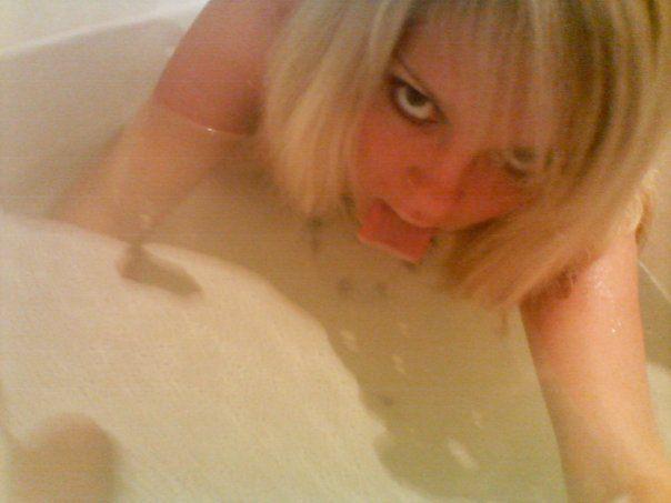 Onlar sosial şəbəkələrin çılğınlarıdır - FOTO