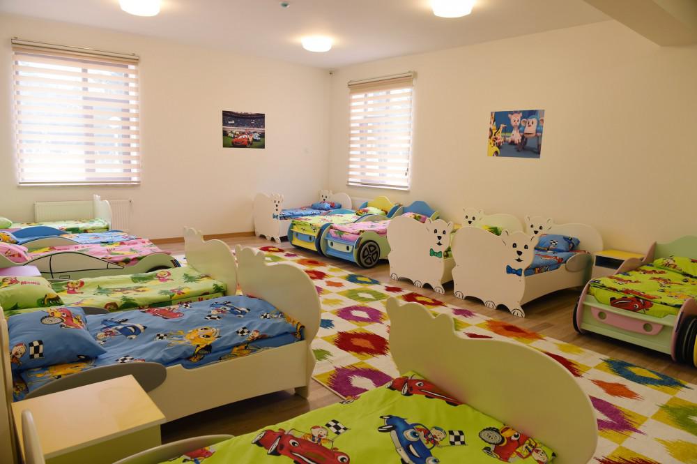 Mehriban Əliyeva Buzovnada körpələr evi-uşaq bağçasının və Şüvəlanda xüsusi internat məktəblərinin açılışında iştirak edib - FOTO