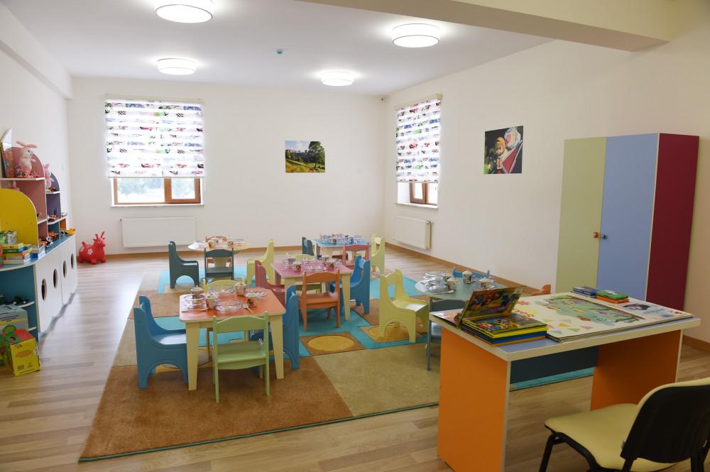 Mehriban Əliyeva Buzovnada körpələr evi-uşaq bağçasının və Şüvəlanda xüsusi internat məktəblərinin açılışında iştirak edib - FOTO