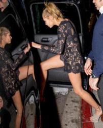 Əyilərkən sirri üzə çıxdı - FOTO