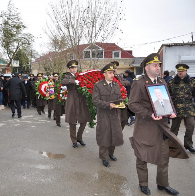 Generallar gəmi kapitanının dəfnində - YENİLƏNİB - FOTO