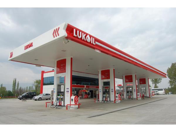 “Lukoil”də ancaq nağd ödəniş alınır - Onlayn ödənişə qadağa qoyuldu