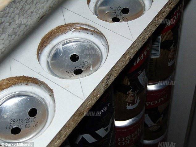 Bu da oldu: evini pivə bankaları ilə qızdırır - FOTO