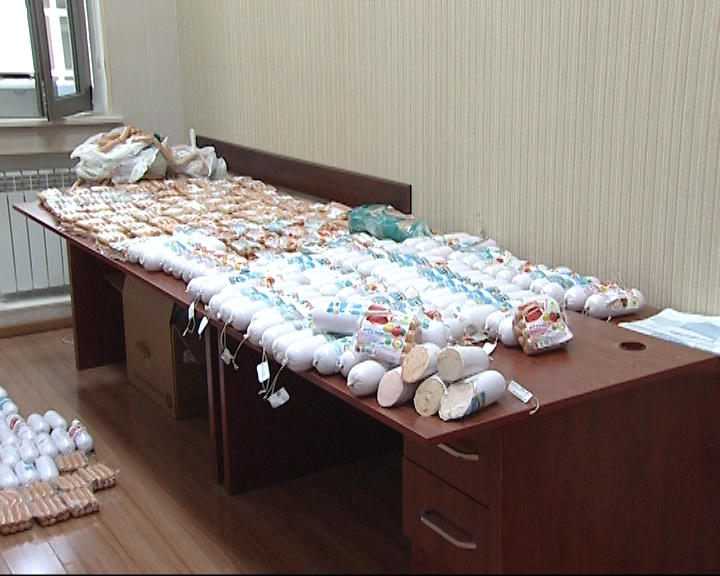 Vaxtı ötmüş kolbasa və sosiska satanlar saxlanıldılar - FOTO