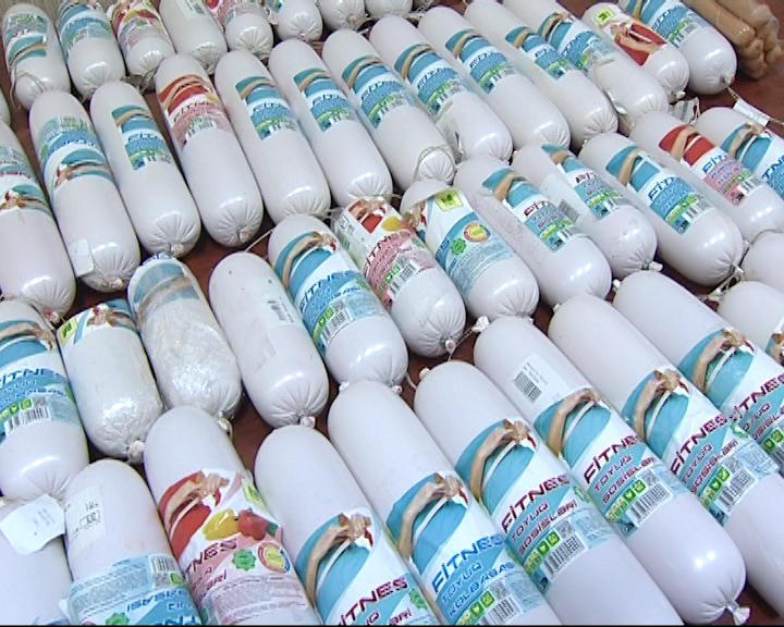 Vaxtı ötmüş kolbasa və sosiska satanlar saxlanıldılar - FOTO