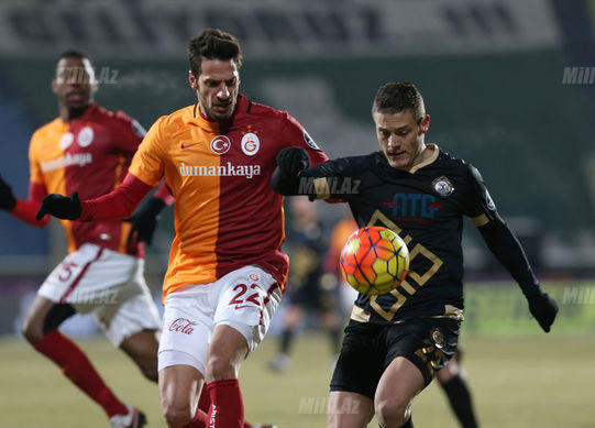 “Qalatasaray”a "osmanlı şapalağı" - FOTO