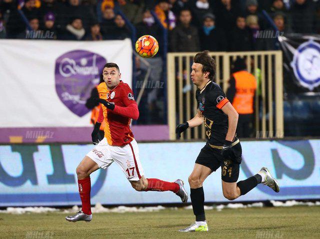 “Qalatasaray”a "osmanlı şapalağı" - FOTO