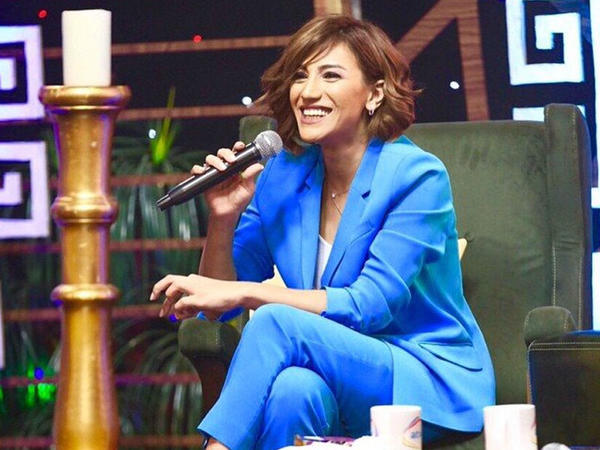 Röya Elgizin ağzını "əydi" - <span class="color_red">VİDEO</span>