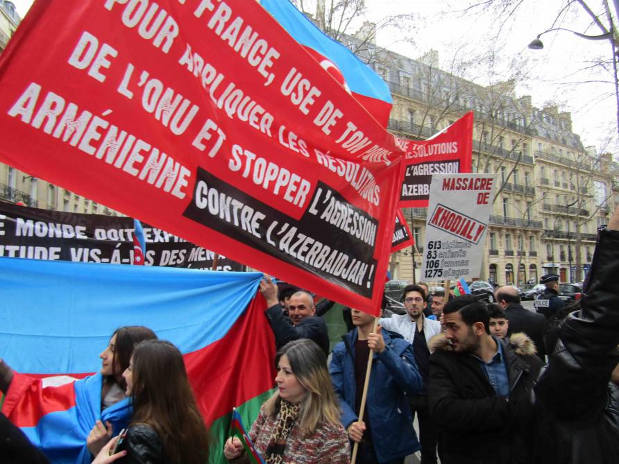 Ermənilərlə PKK tərəfdarları soydaşlarımıza hücum etdi - YENİLƏNİB - VİDEO - FOTO