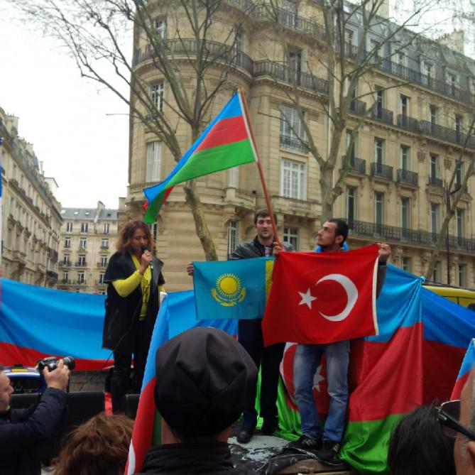 Ermənilərlə PKK tərəfdarları soydaşlarımıza hücum etdi - YENİLƏNİB - VİDEO - FOTO
