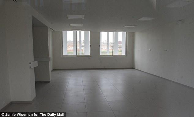 Didye Droqba yalançı, fırıldaqçı çıxdı - FOTO