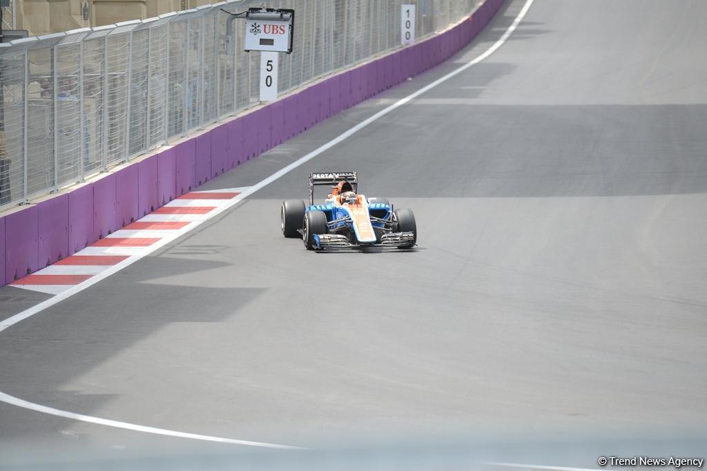 "Formula 1"də ikinci gün: Təsnifat yarışında Rosberq birinci oldu - YENİLƏNİB - VİDEO - FOTO