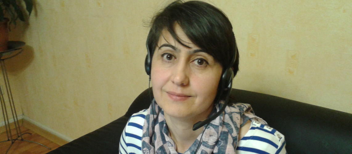 Vannada jinsiy aloqa, erim bilan mushukni yalash Ommaviy yalangoch teatrda filmlar