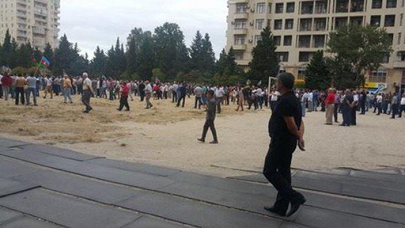Müxalifətin "mitinq"i fiaskoya çevrildi - FOTO