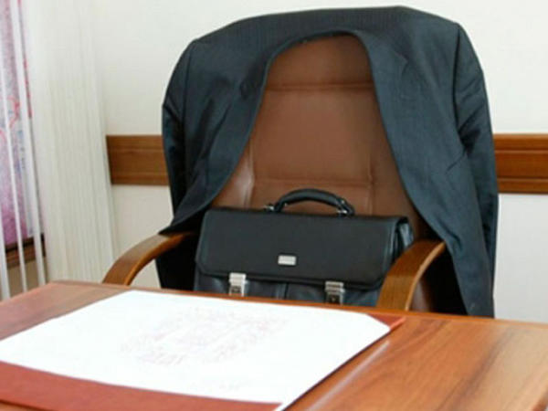 Müəllimi güllələyən şagirdin atası vəzifəli şəxs olub