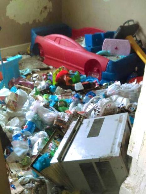 7 yaşlı uşaq ana və atasınının meyitin tapdı - FOTO