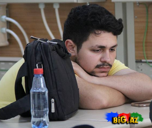 İntihar edən tələbənin dostları: "Ey valideyn, səni qınayırıq" - FOTO