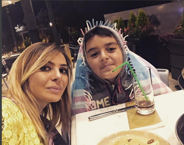 Gizli eşq yaşadığı iddia edilən Sona açıqlama verdi - FOTO