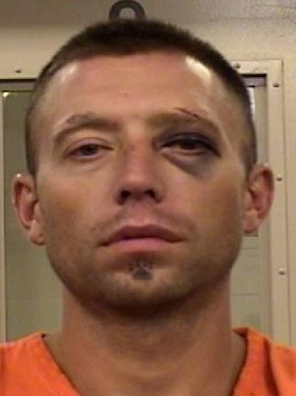 DƏHŞƏT: Ana 10 yaşlı qızını zorlayan kişiylə cinsi əlaqədə oldu - VİDEO - FOTO