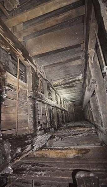 Daxma tualeti sökdülər: ortaya çıxanlar görənləri ŞOK ETDİ - FOTO