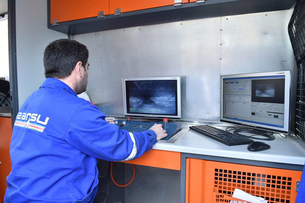 Bakının kanalizasiya xəttini robotlar təmizləyir - FOTO