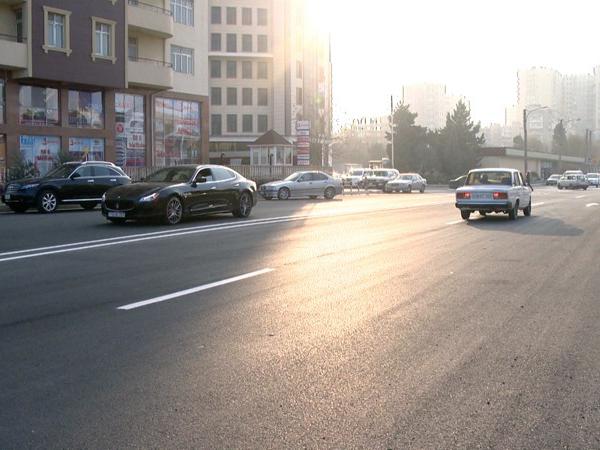 Bu küçədən keçərkən diqqətli olun