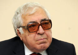 “O pulu aparıb yetim-yesirə verəcəyəm...nə borcuma” – Yazıçı Anar