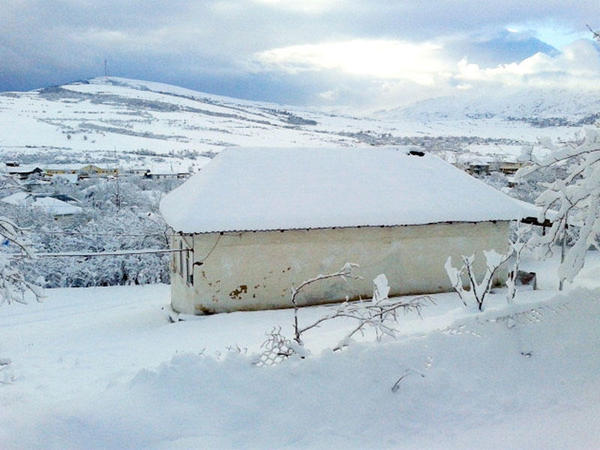 Bu ərazilərə qar yağır - FOTO