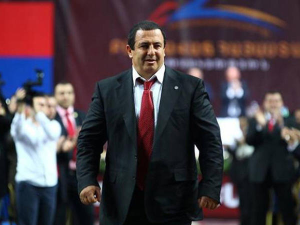 Ermənistandan qaçmaq istəyən Çarukyan saxlanıldı - <span class="color_red">FOTO</span>